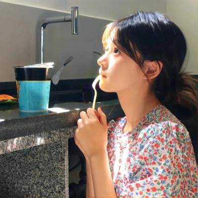 百合绽放