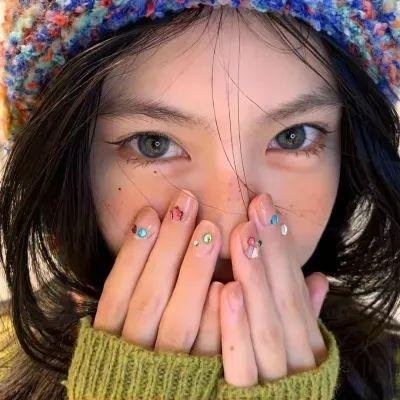 高山上的热气球